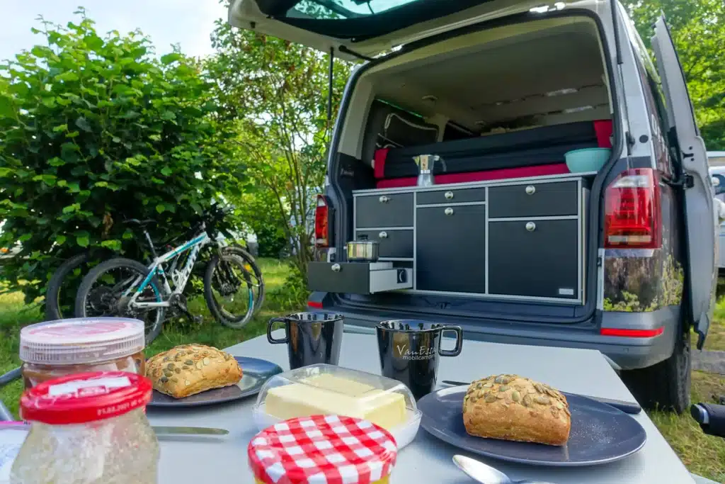 Campingeinsteiger Tipps Lebensmittel Kochutensilien